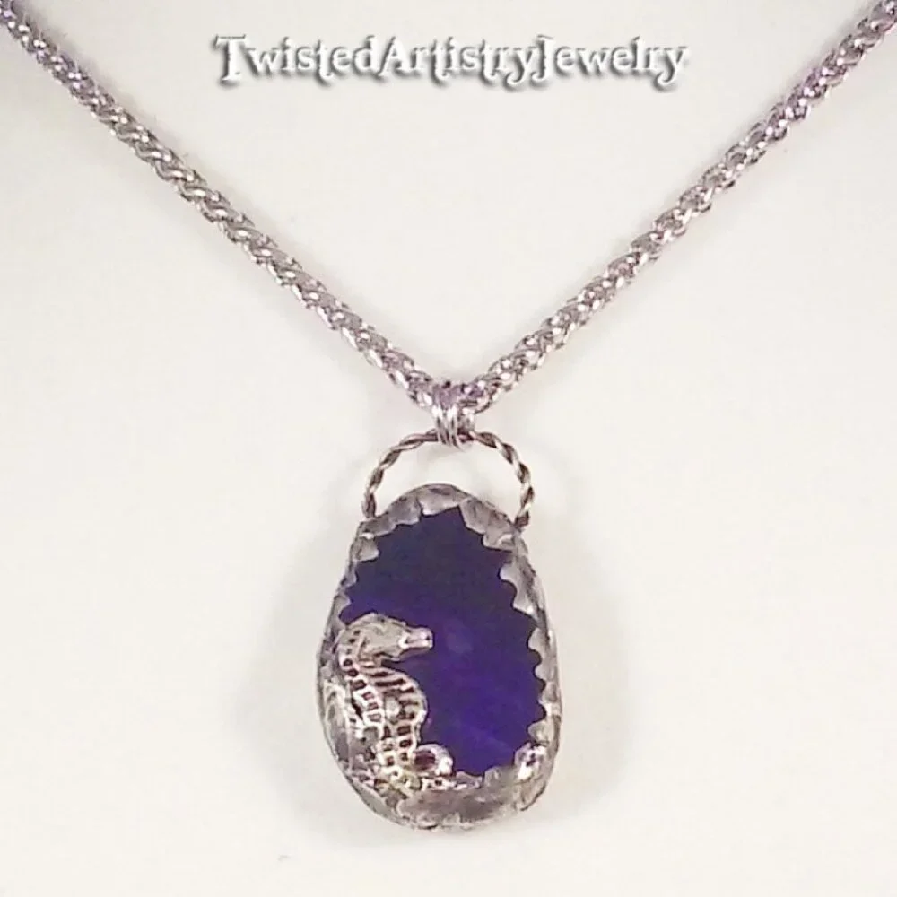 Purple Agate Seahorse Pendant Necklace - Picture 2 of 4